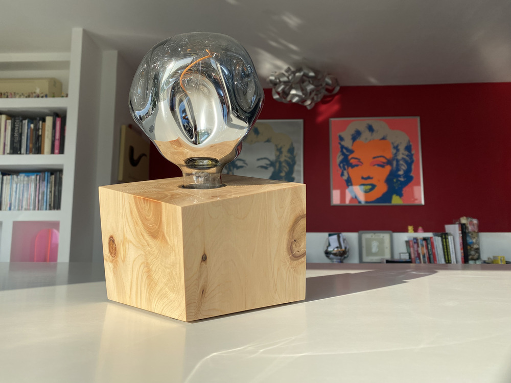 CUB Brugnela n°2 — lampe en bois artisanale, vue 4