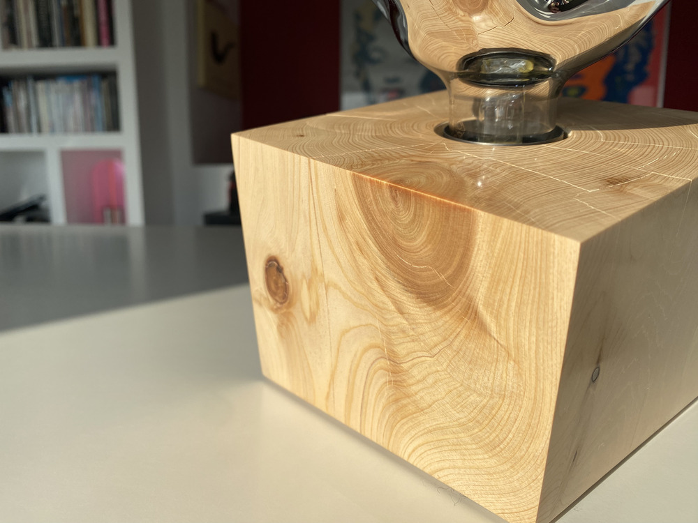CUB Brugnela n°2 — lampe en bois artisanale, vue 5