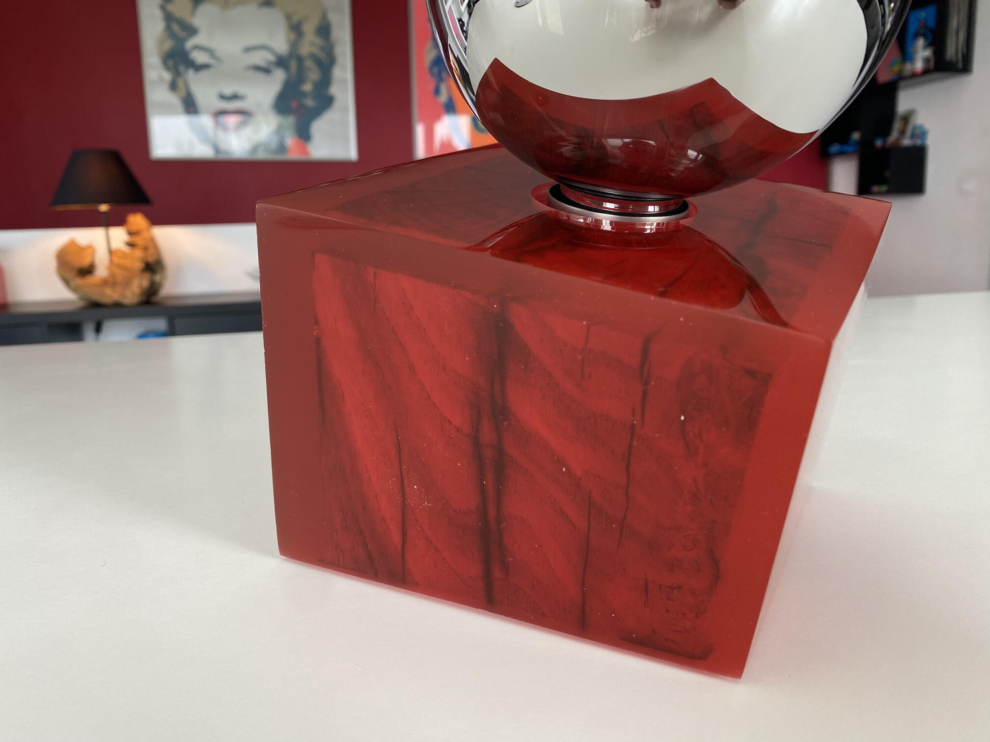 Issa Nissa — lampe en bois artisanale, vue 3